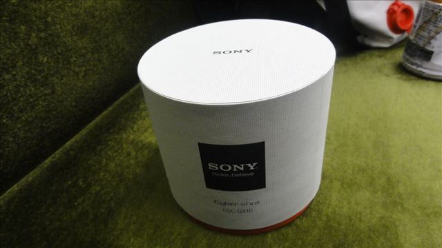 SONY サイバーショット QX10（レンズスタイルカメラ）